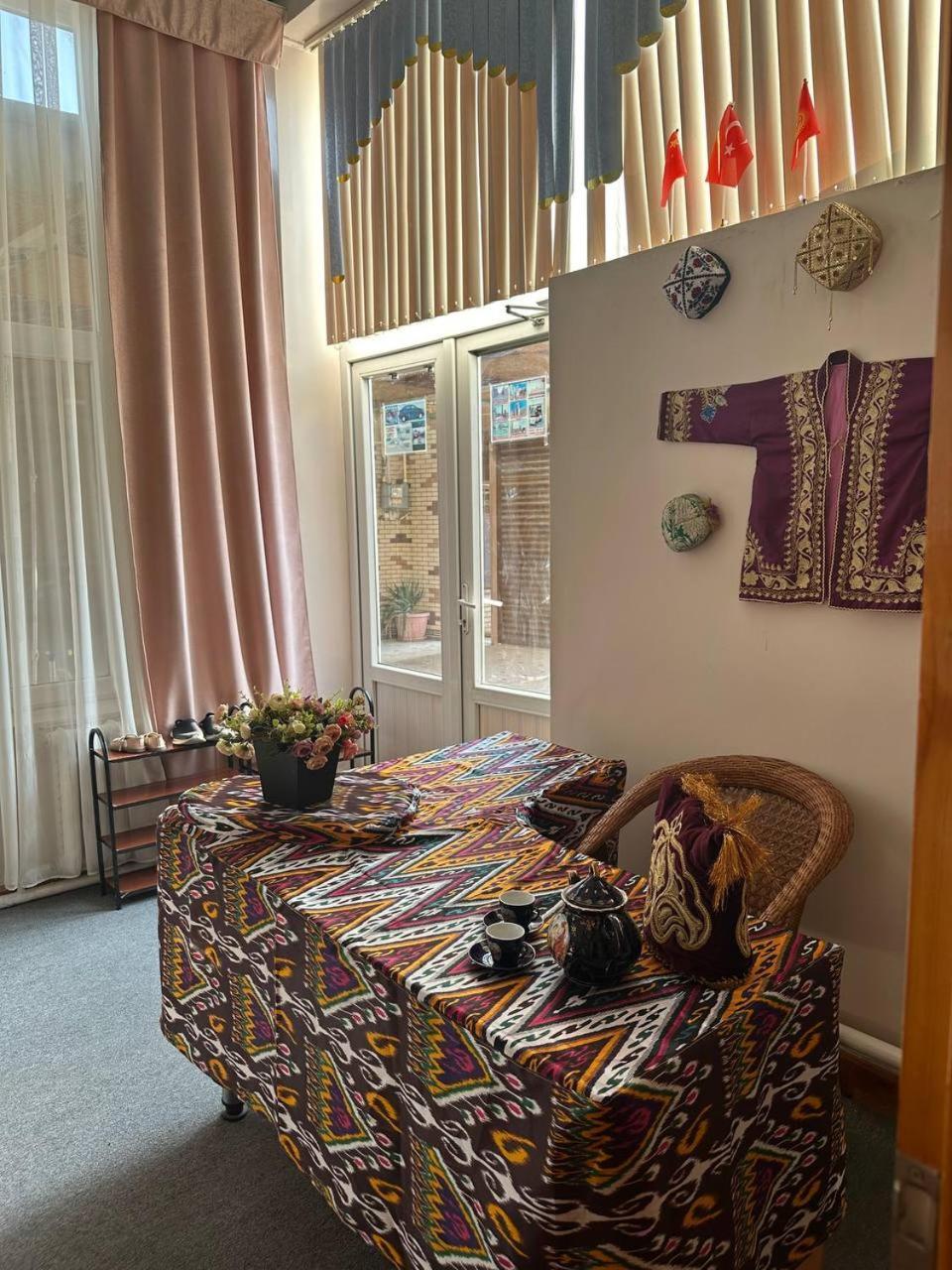 Shukrona Guest House Μπουχάρα Εξωτερικό φωτογραφία