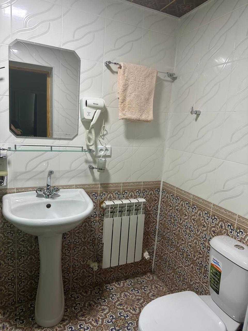 Shukrona Guest House Μπουχάρα Εξωτερικό φωτογραφία